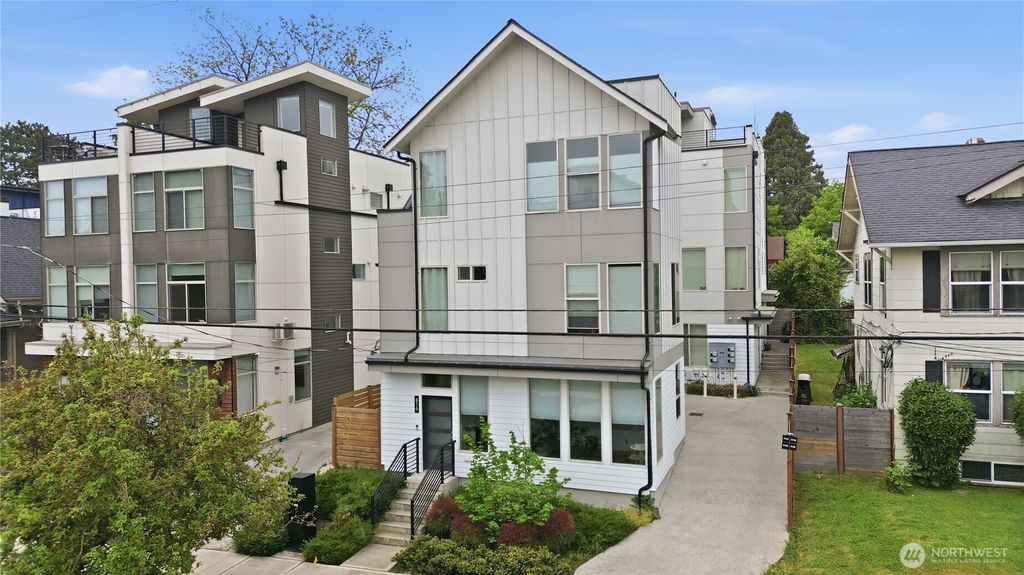 Photo of 814 NW 54th Street #A, Seattle, WA 98107 (MLS # 2518100)