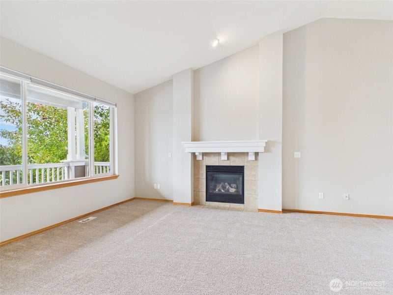 3217 82nd Drive NE