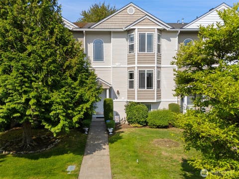Photo of 3319 Bali St Ne ST, Olympia, WA 98516 (MLS # 2567321)