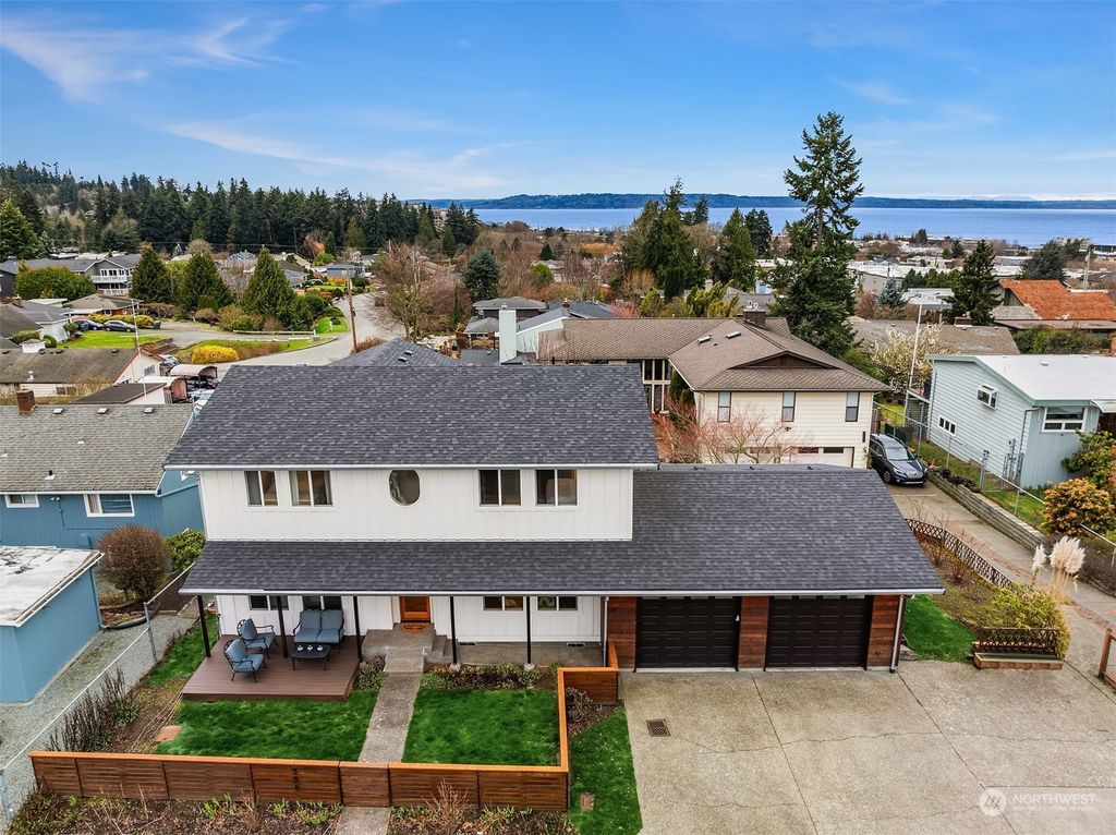 Photo of 556 6th Avenue S, Edmonds, WA 98020 (MLS # 2200014)