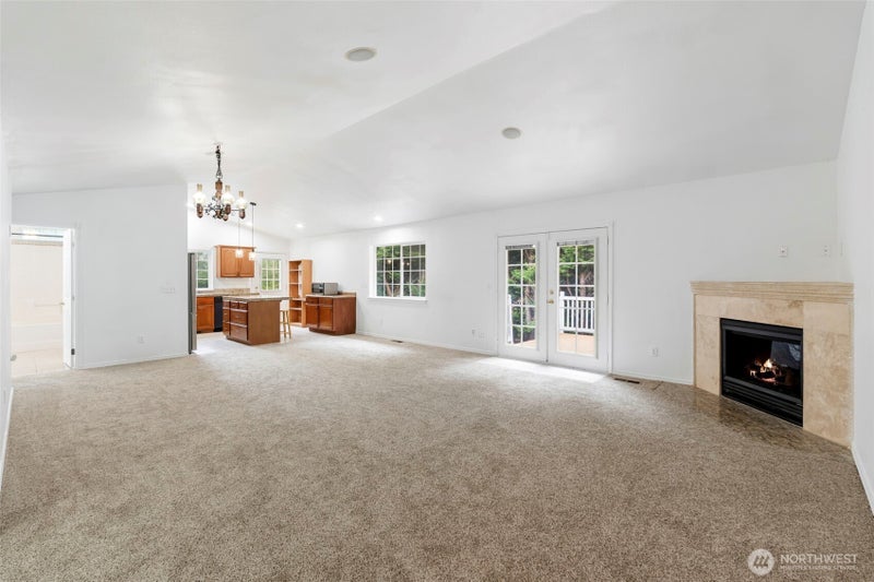 119 Newaukum Village Drive