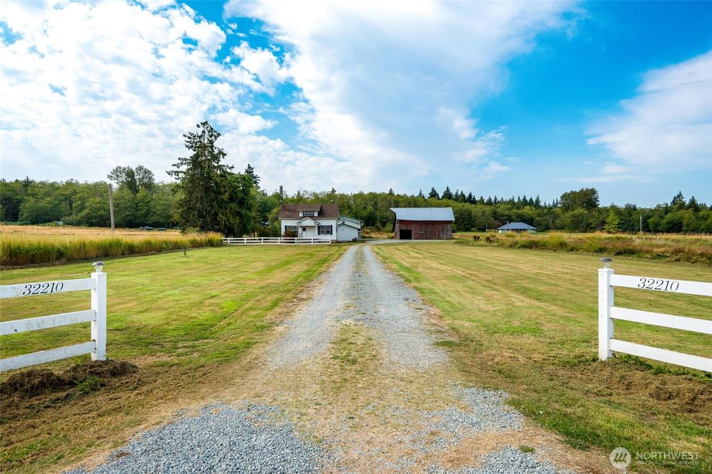 Photo of 32210 68th Avenue NW, Stanwood, WA 98292 (MLS # 2427529)