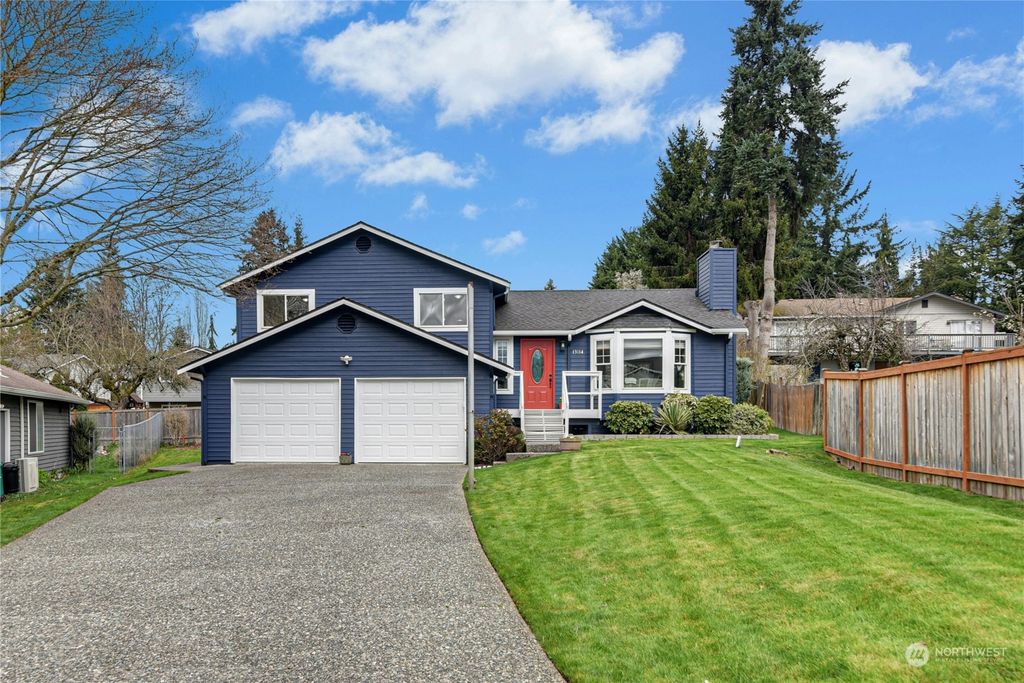 Photo of 13114 NE 133rd Court, Kirkland, WA 98034 (MLS # 2212560)
