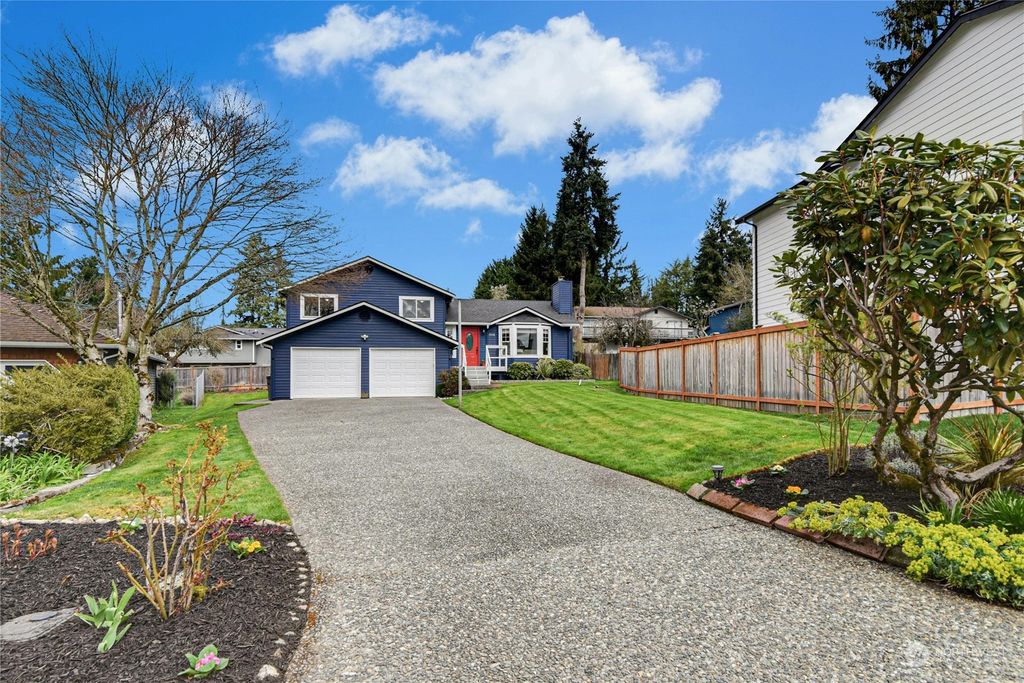 Photo of 13114 NE 133rd Court, Kirkland, WA 98034 (MLS # 2212560)