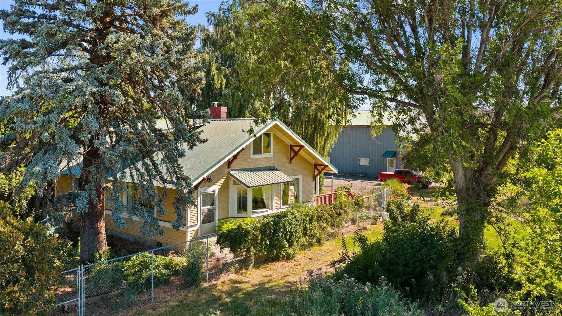 2520 No 6 Road