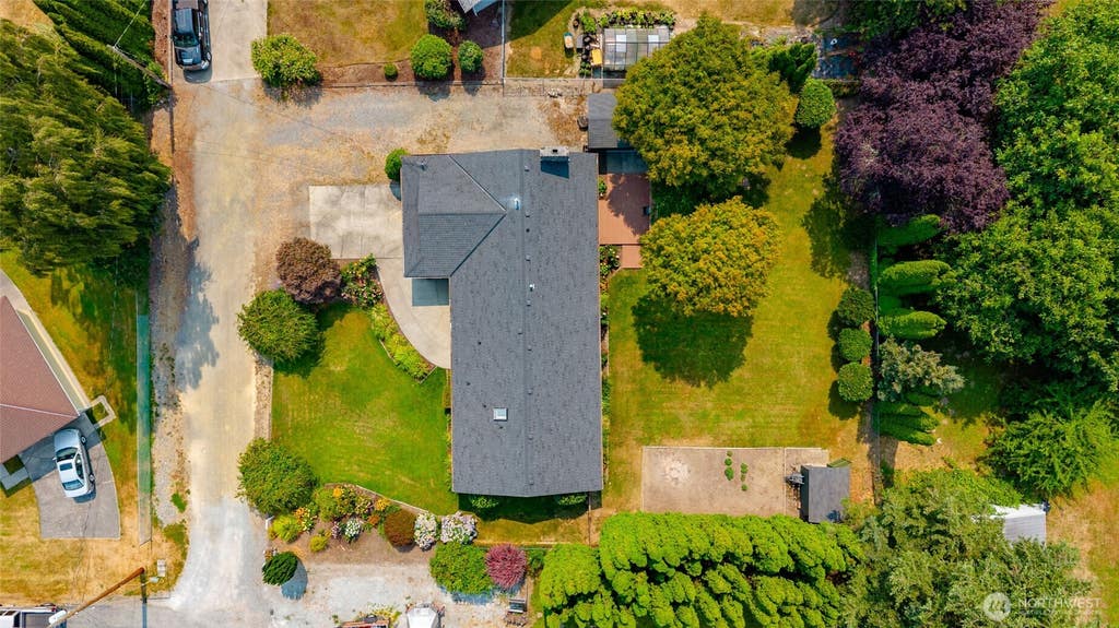Photo of 18182 W Chinook Drive, Burlington, WA 98233 (MLS # 2567852)