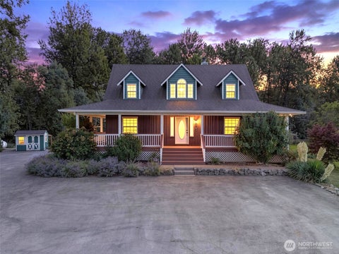 Photo of 11915 151st Avenue Court E, Puyallup, WA 98374 (MLS # 2555991)