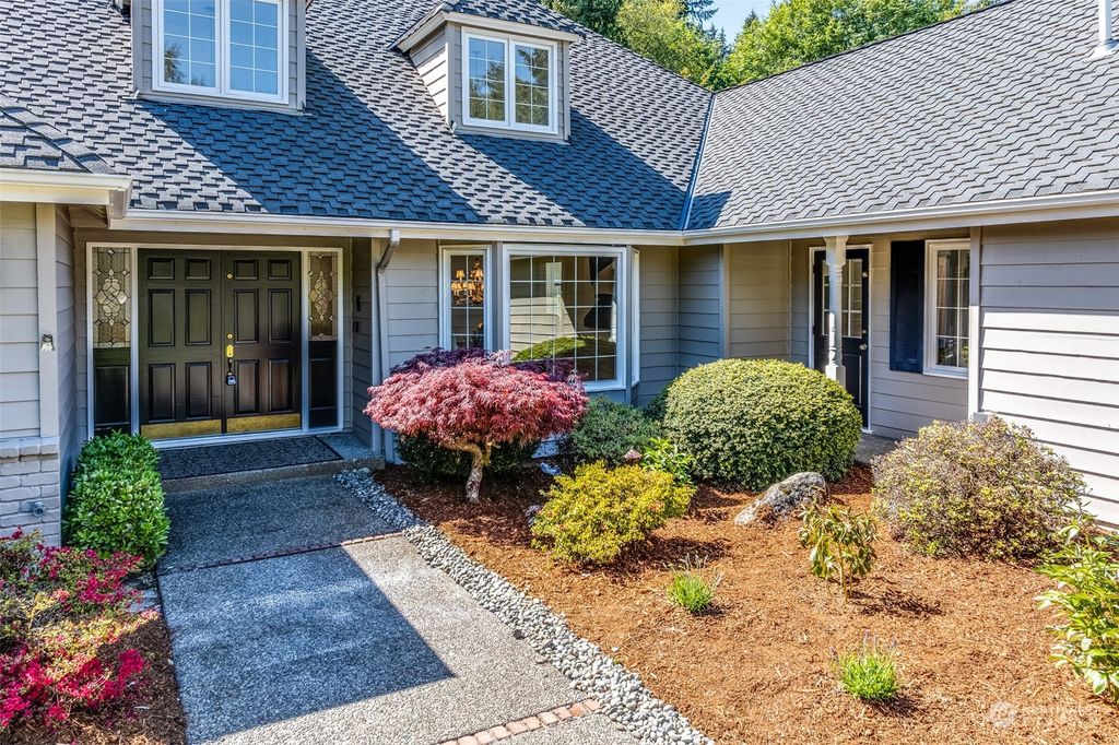 Photo of 14349 172nd Avenue NE, Redmond, WA 98052 (MLS # 2233846)