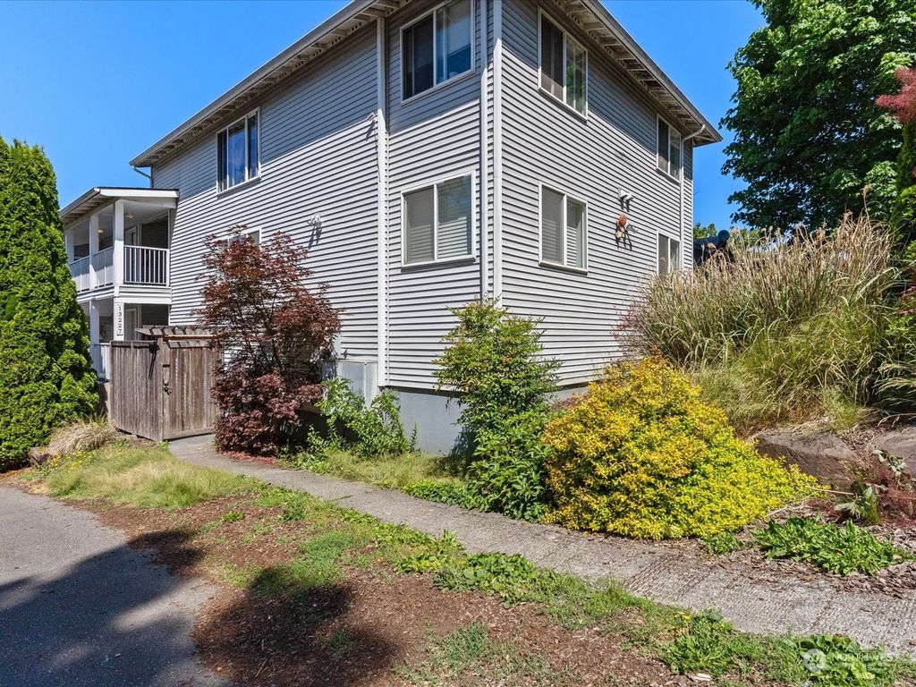 Photo of 13227 35th Avenue NE #5, Seattle, WA 98125 (MLS # 2126487)