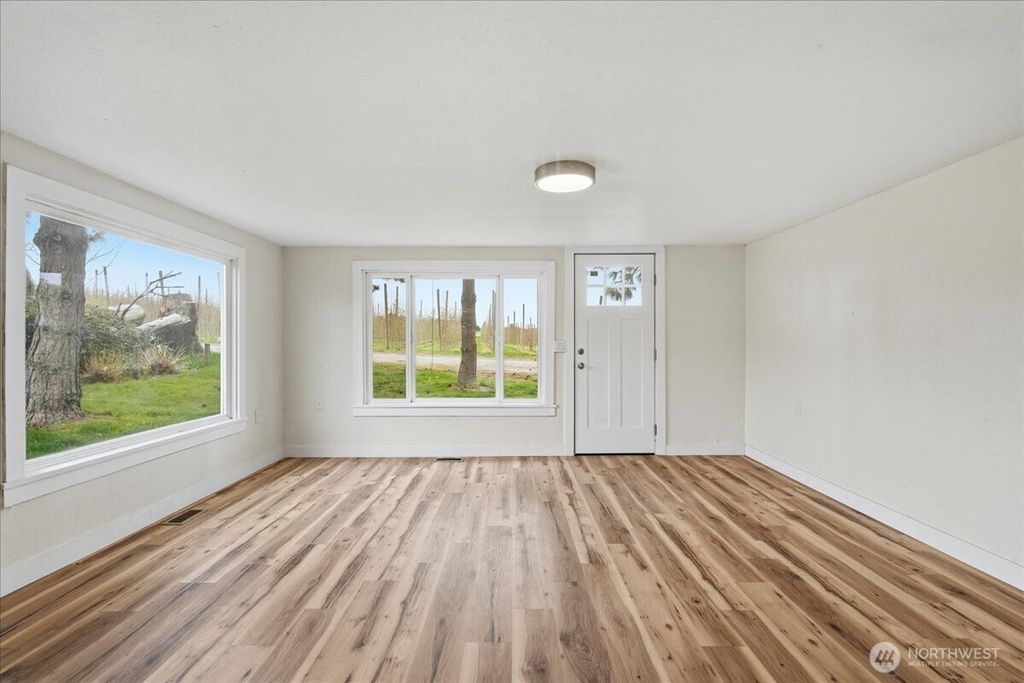 Photo of 293 Barkley Road, Manson, WA 98831 (MLS # 2510039)