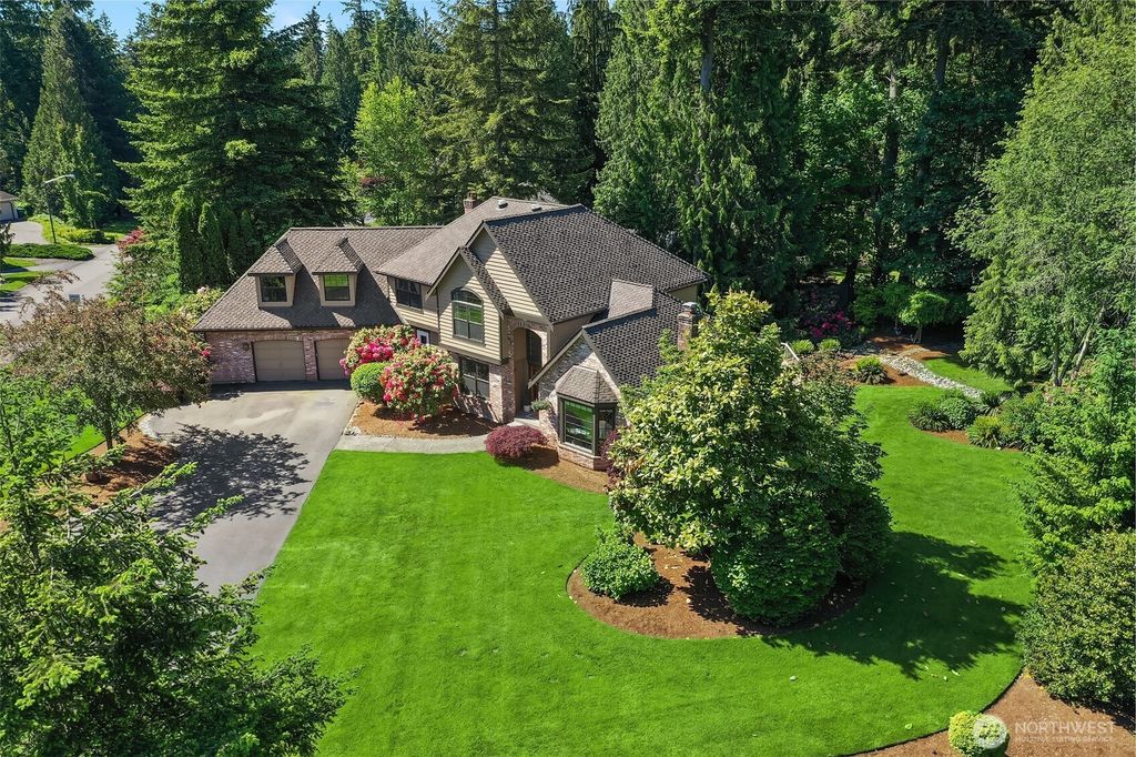 Photo of 19239 184th Place NE, Woodinville, WA 98077 (MLS # 2405718)