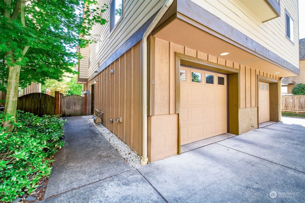Photo of 13435 Greenwood Avenue N #G, Seattle, WA 98133 (MLS # 2058726)