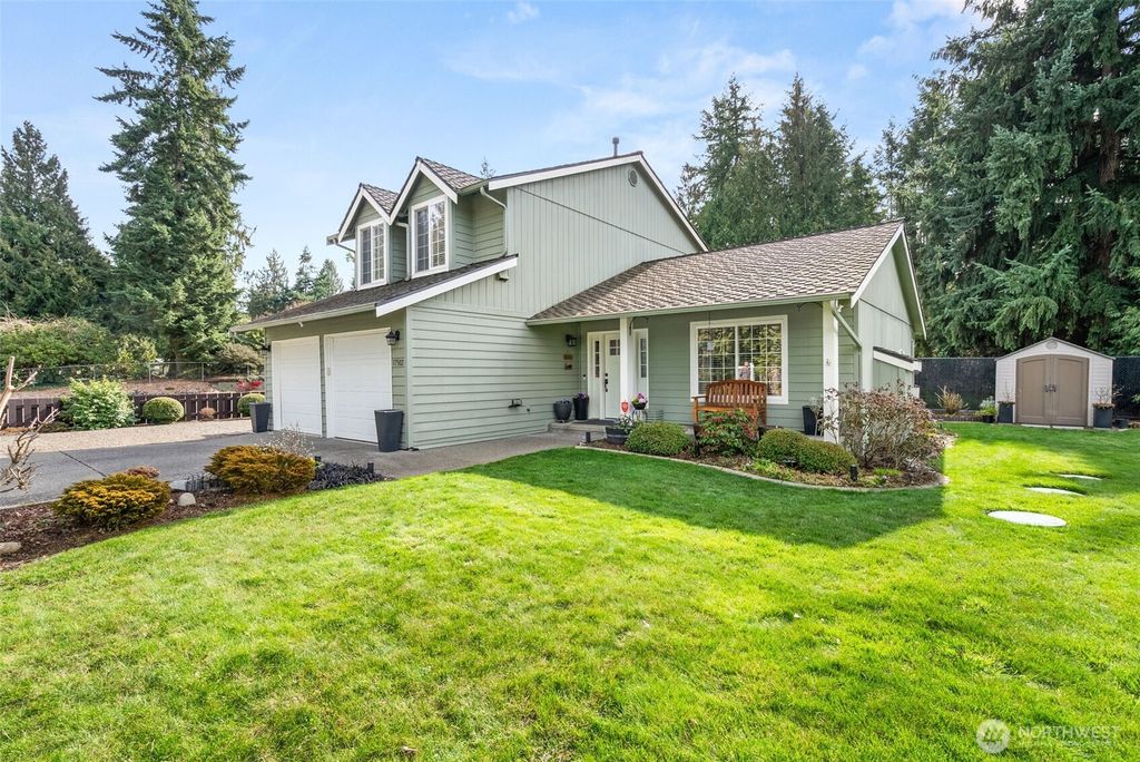 Photo of 17502 51st Street Ct E, Lake Tapps, WA 98391 (MLS # 2483688)