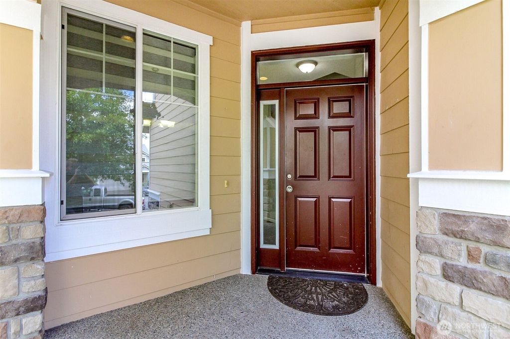 Photo of 9449 S 196th Place, Renton, WA 98055 (MLS # 2370255)