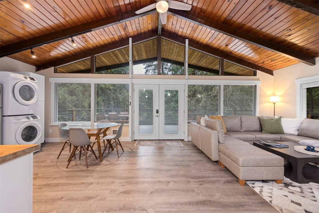 Photo of 8 Alder Court, Bellingham, WA 98229 (MLS # 2595751)