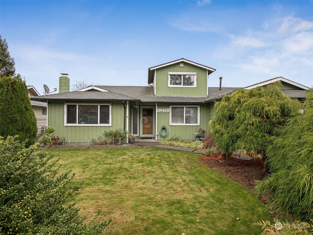 Photo of 24428 13th Place S, Des Moines, WA 98198 (MLS # 2311033)
