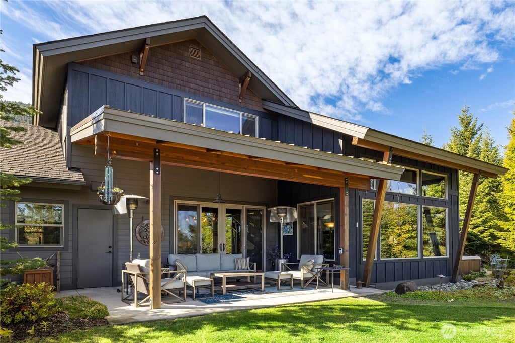 Photo of 40 Snow Ridge Drive, Cle Elum, WA 98922 (MLS # 2588518)