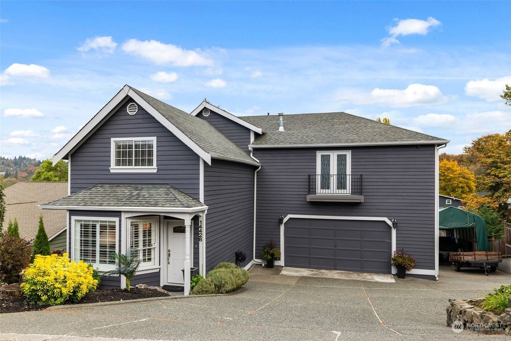 Photo of 14428 57th Avenue S, Tukwila, WA 98168 (MLS # 2305045)