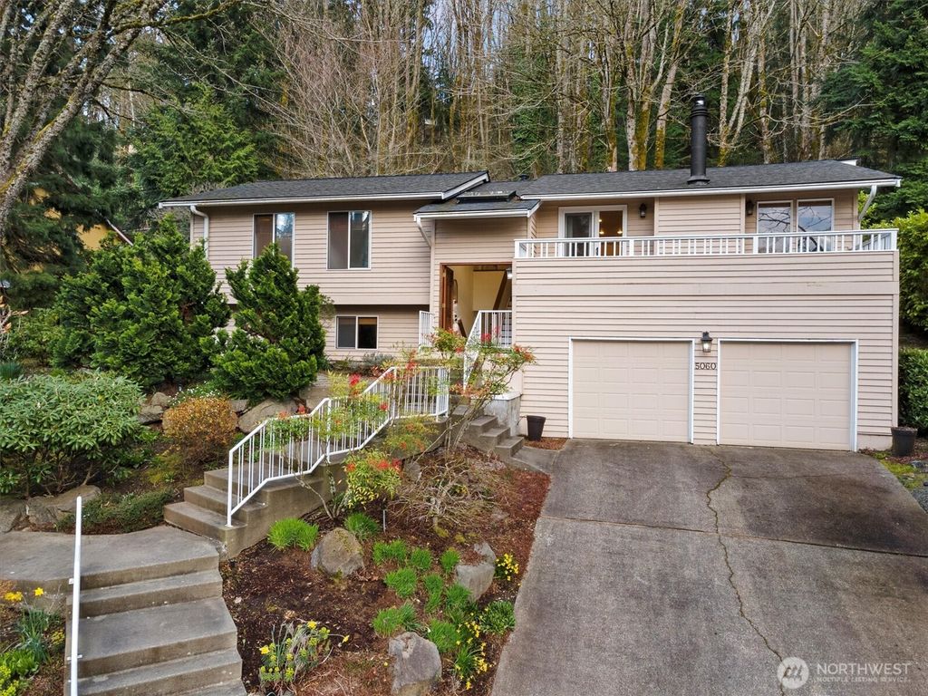 Photo of 5060 Highland Drive, Bellevue, WA 98006 (MLS # 2349363)