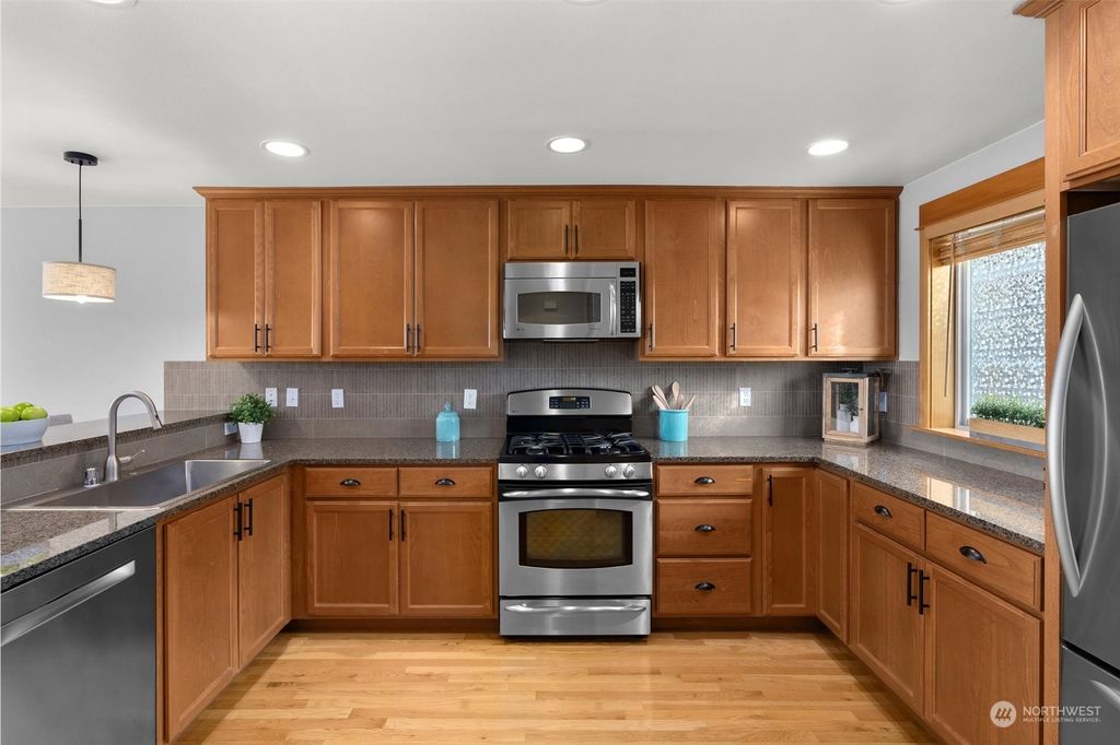 Photo of 4435 44th Avenue SW #B, Seattle, WA 98116 (MLS # 2170774)