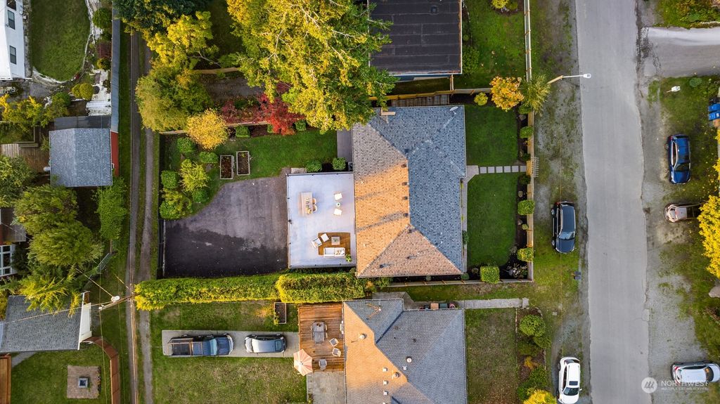 Photo of 8815 22nd Avenue SW, Seattle, WA 98106 (MLS # 2170308)