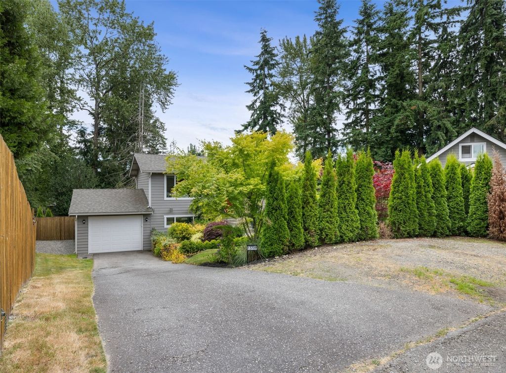 Photo of 13709 30th Drive SE, Mill Creek, WA 98012 (MLS # 2402674)