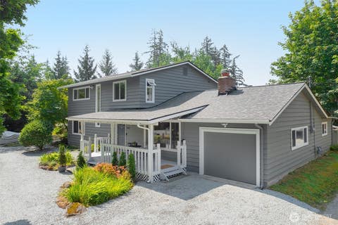 Photo of 2527 200th Avenue SE, Sammamish, WA 98075 (MLS # 2566131)