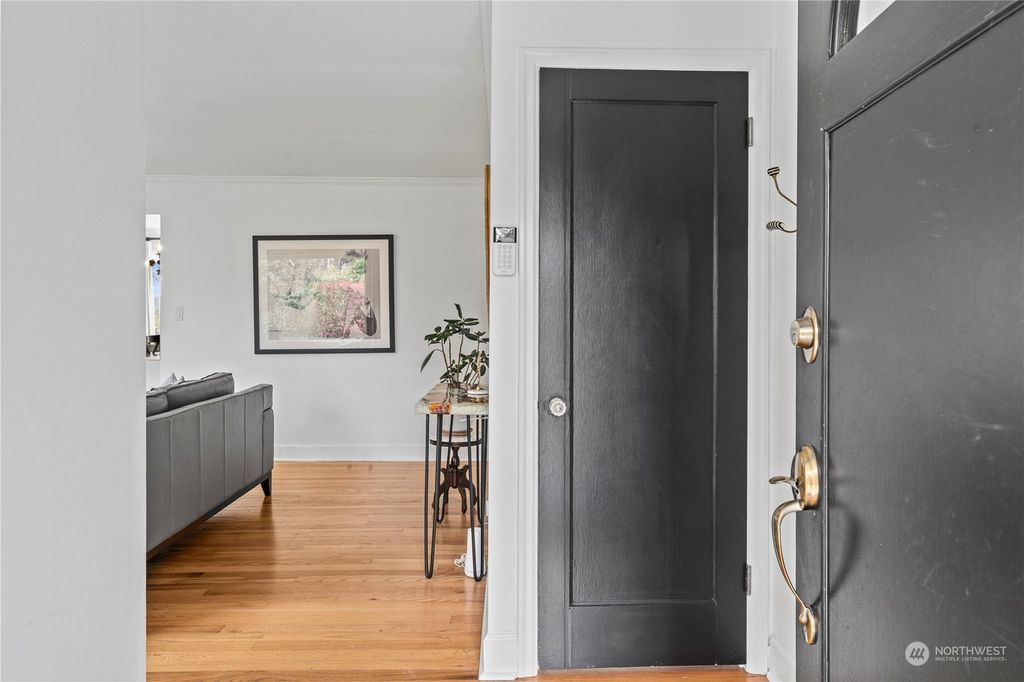 Photo of 9416 42nd Avenue NE, Seattle, WA 98115 (MLS # 2222617)