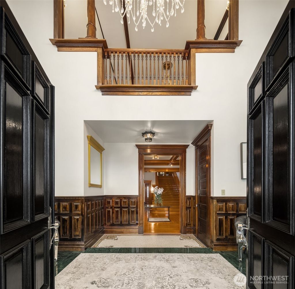 Photo of 1214 Warren Avenue N, Seattle, WA 98109 (MLS # 2397012)
