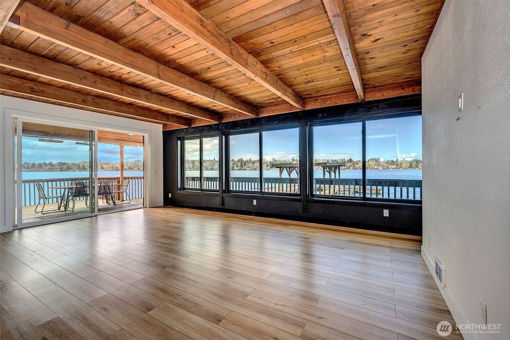 Photo of 108 E Lake Stevens Road Rd, Lake Stevens, WA 98258 (MLS # 2508548)