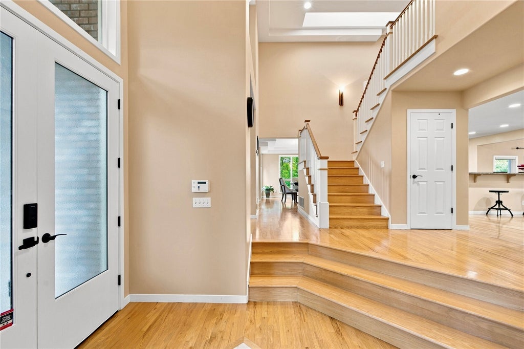 Photo of 4856 167th Avenue SE, Bellevue, WA 98006 (MLS # 2595540)