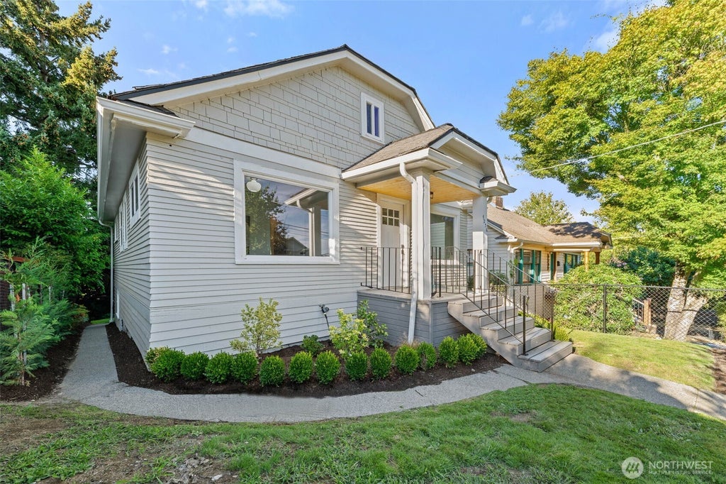 Photo of 4236 S Findlay Street, Seattle, WA 98118 (MLS # 2575739)