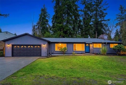 Photo of 30418 12th Place SW, Federal Way, WA 98023 (MLS # 2555084)