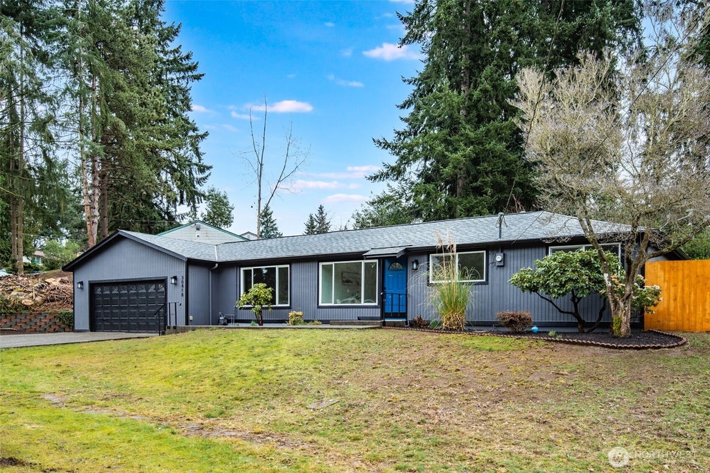 Photo of 30418 12th Place SW, Federal Way, WA 98023 (MLS # 2555084)