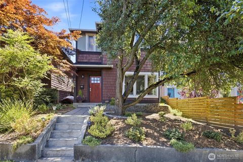 Photo of 5804 17th Avenue S, Seattle, WA 98108 (MLS # 2536950)