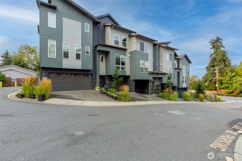 Photo of 15113 40th Avenue W #B2, Lynnwood, WA 98087 (MLS # 2428001)