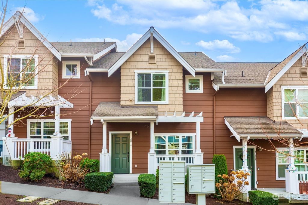 Photo of 2017 NE Katsura Street, Issaquah, WA 98029 (MLS # 2187836)