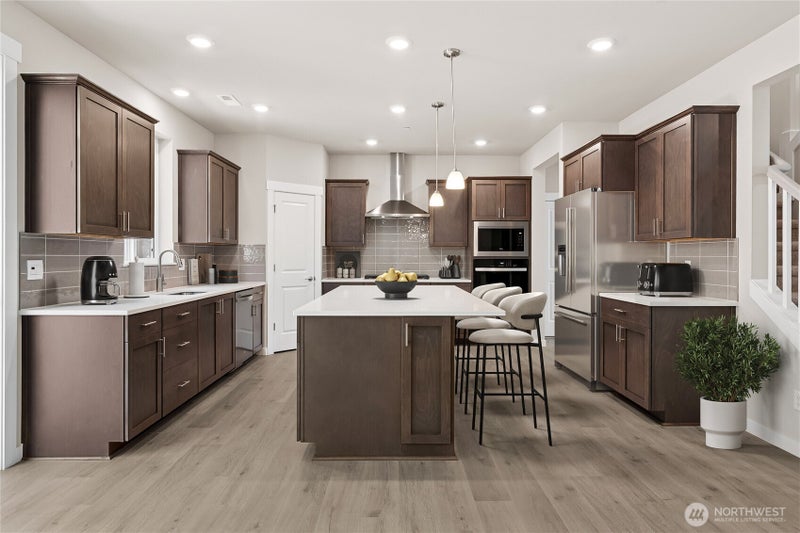 10011 38th Street Ct E 44