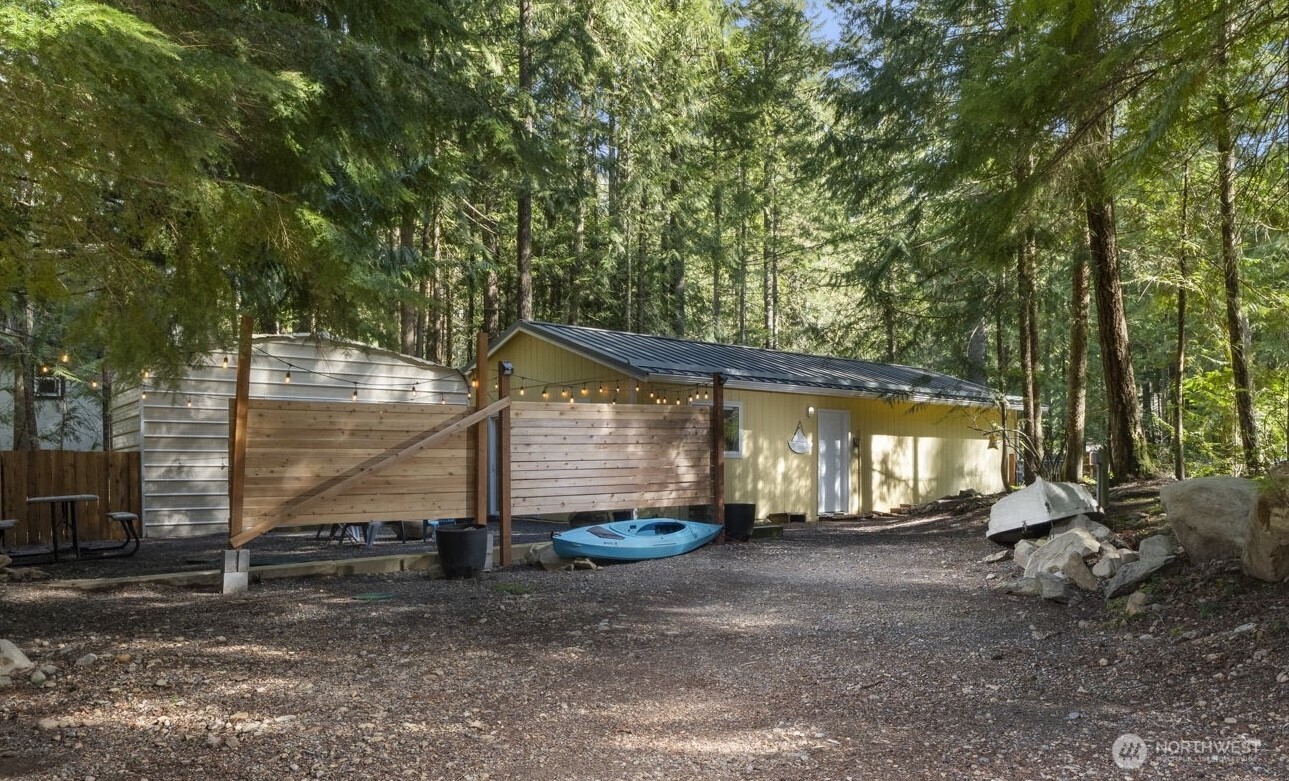 20 N Wynoochee Drive