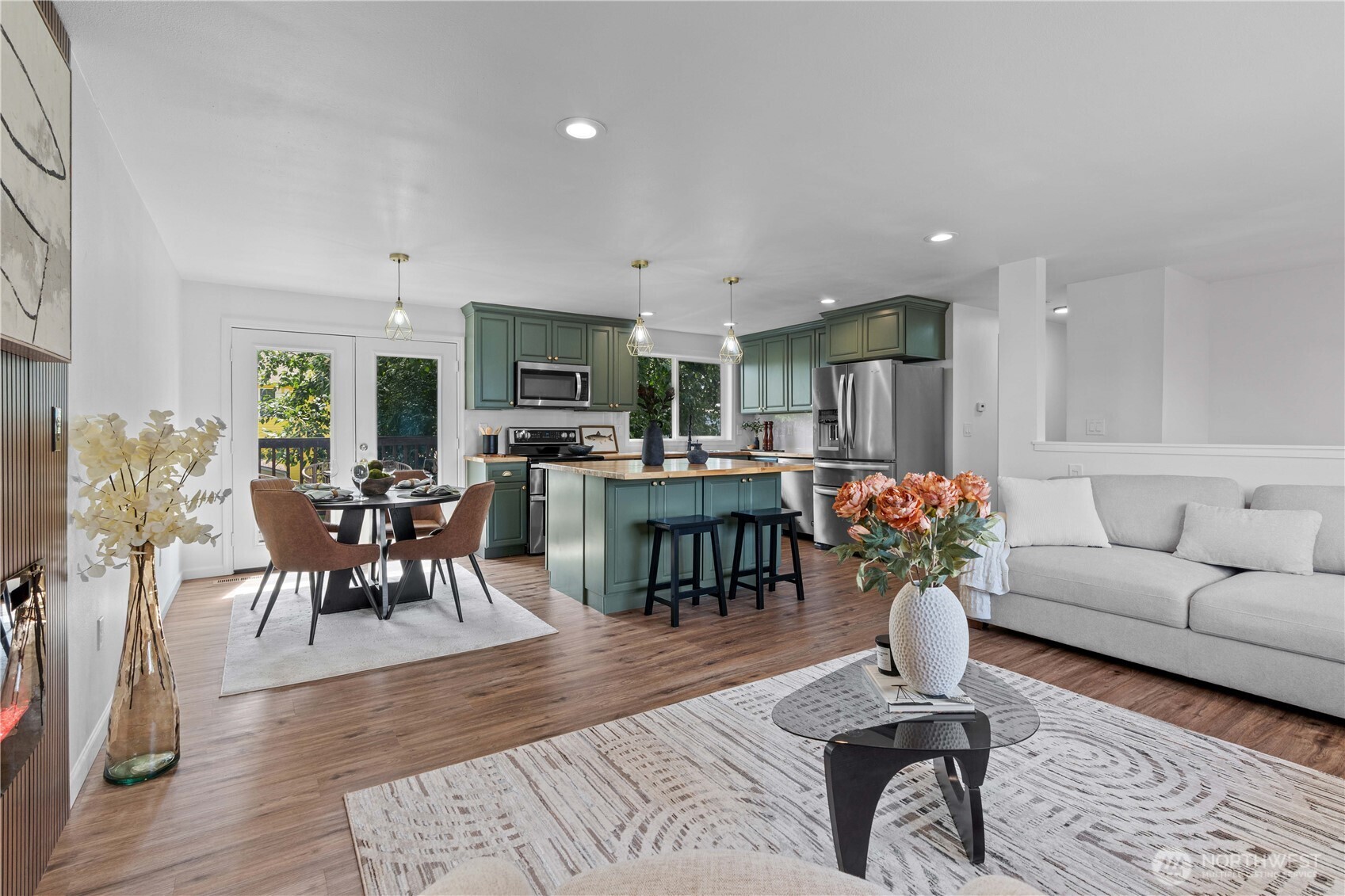 5302 34th Street Loop NE