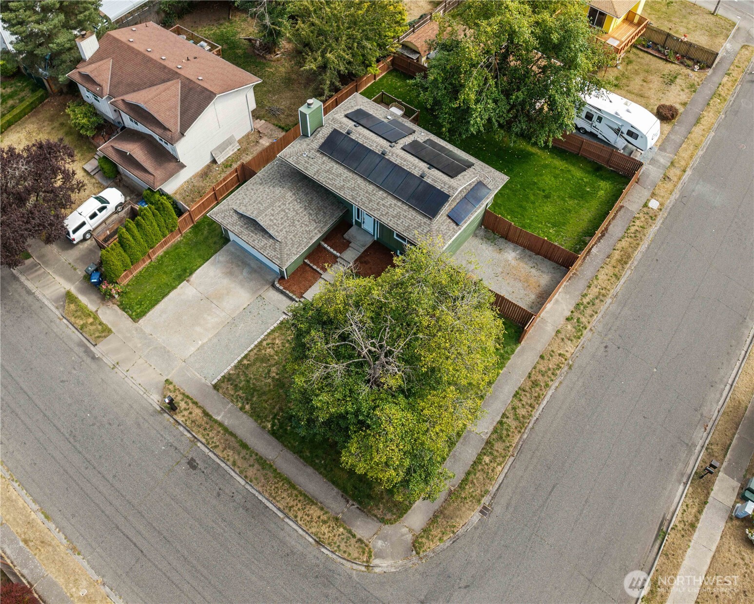 5302 34th Street Loop NE