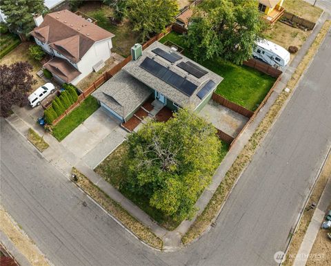 Photo of 5302 34th Street Loop NE, Tacoma, WA 98422 (MLS # 2424105)