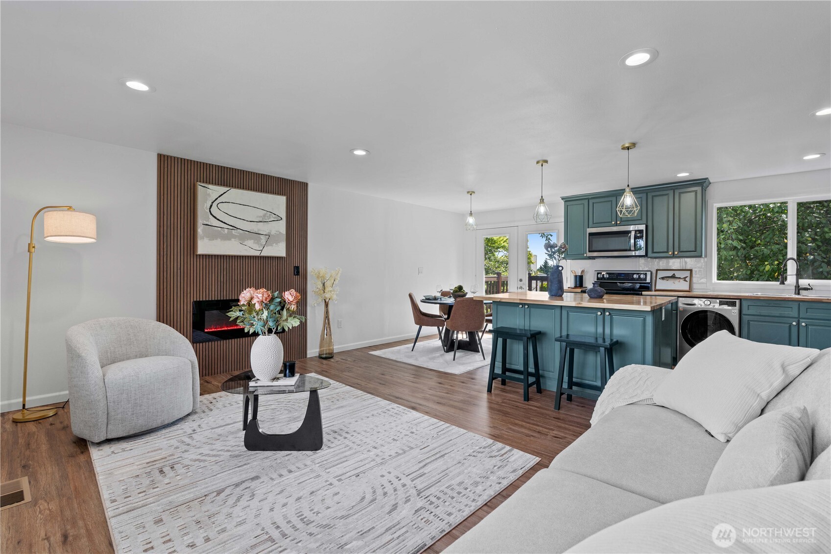 5302 34th Street Loop NE