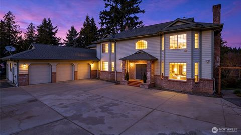 18432 W Lake Desire Drive SE Renton WA 98058