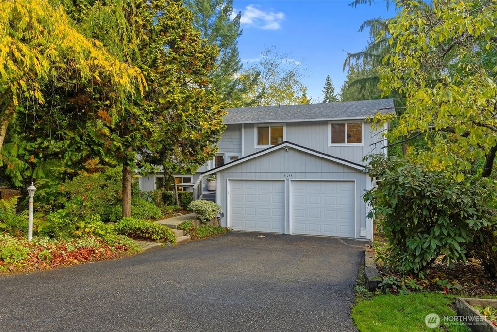 Photo of 11019 NE 116th Street, Kirkland, WA 98034 (MLS # 2409763)