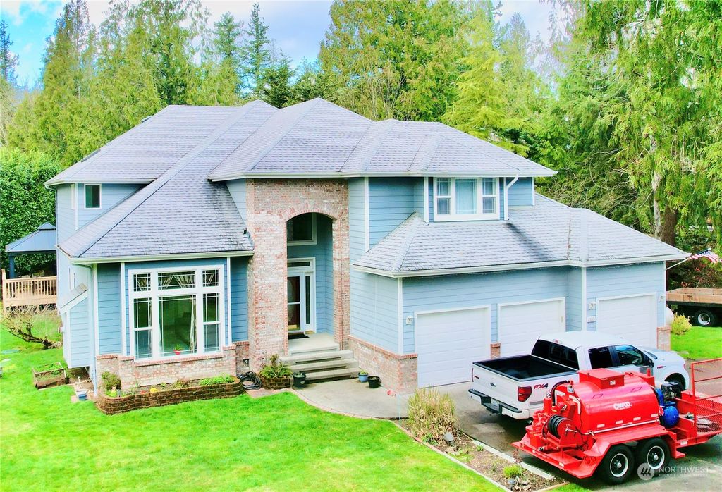 Photo of 26101 SE 208th Avenue, Covington, WA 98042 (MLS # 2054528)