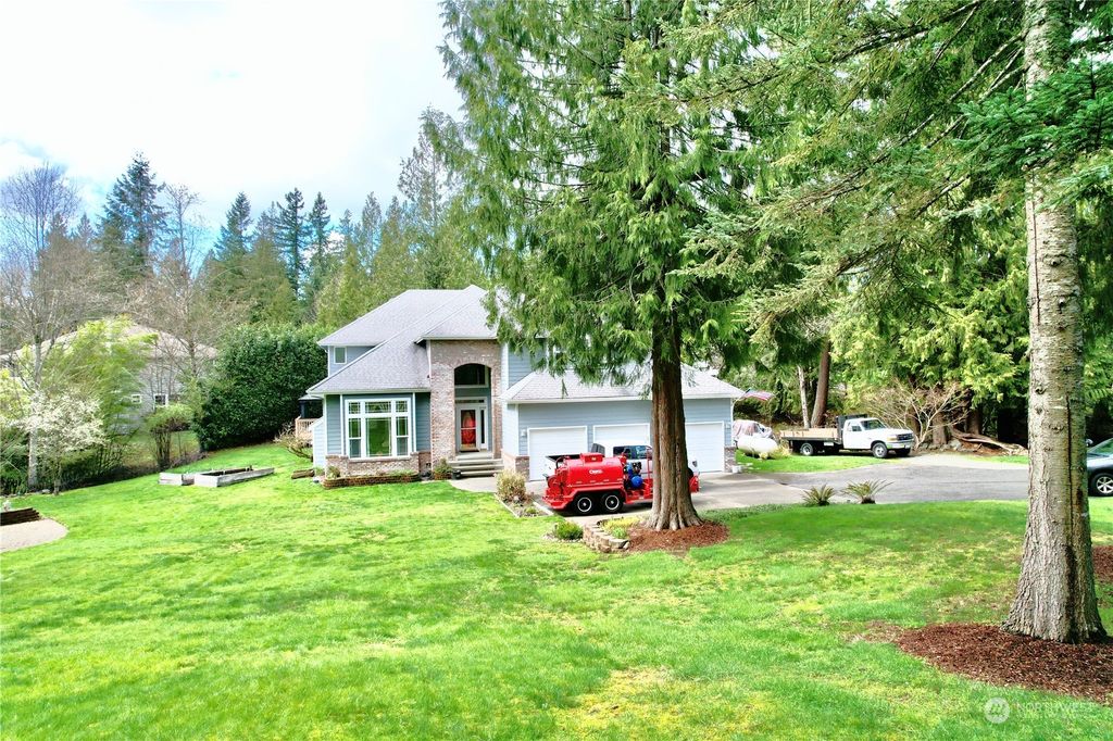 Photo of 26101 SE 208th Avenue, Covington, WA 98042 (MLS # 2054528)