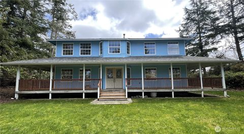 Photo of 653 Sunset Avenue NE, Ocean Shores, WA 98569 (MLS # 2455523)