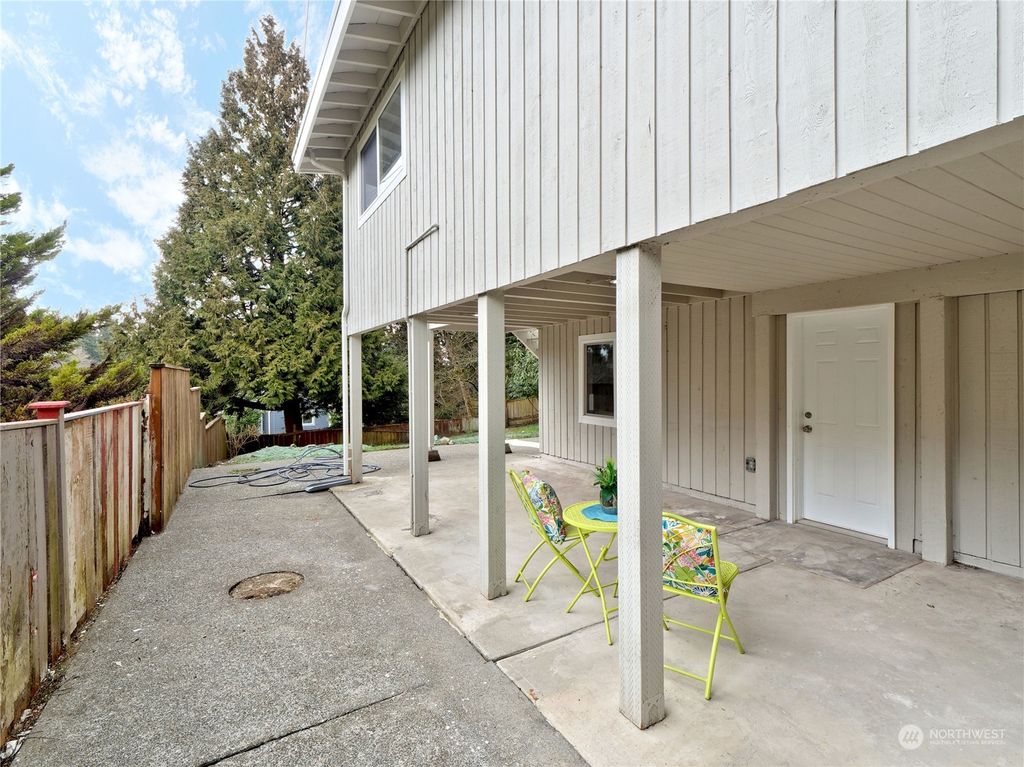 listing image 9362451326611663403