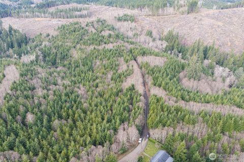 Photo of 0 NKA Herbig Avenue, Aberdeen, WA 98520 (MLS # 2496125)